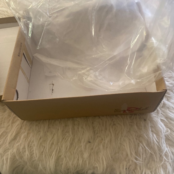 Booties - Picture 5 of 5